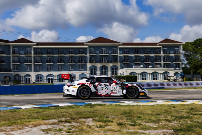 Sebring International Raceway: Practice 1