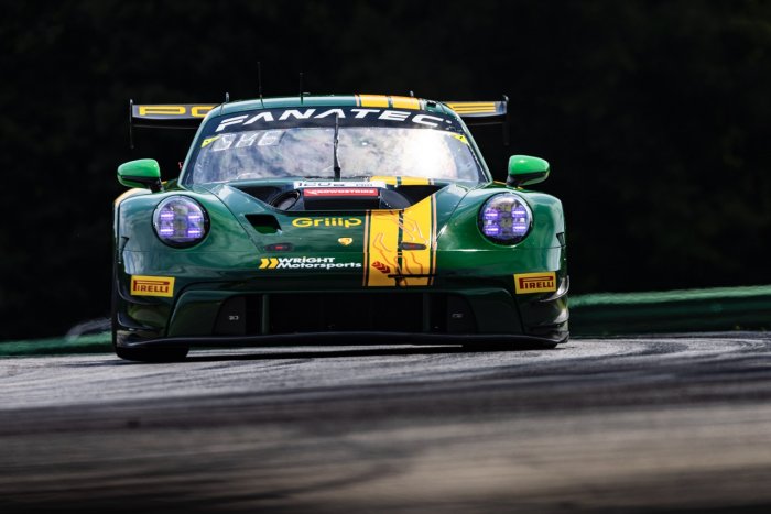 Wright Motorsports Set the Benchmark in Practice 2 at VIR