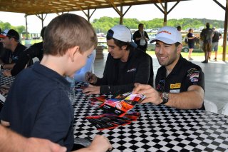 autograph session \a#6\ of \a#4\ \a#5\ 

VIRginia International Raceway, Alton VA | Gavin Baker/SRO
