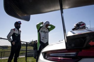 #24 Porsche 911 GT3 R (991) of Wolf Henzler and Marco Holzer, Castrol Victoria Day SpeedFest Weekend, Clarington ON
 | Brian Cleary/SRO