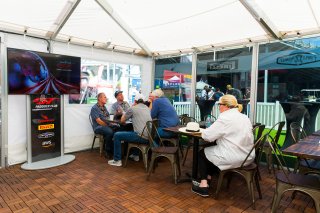 \\ \#6\ of \#4\ \#5\ 

SRO at Sonoma Raceway, Sonoma CA | Fabian Lagunas/SRO