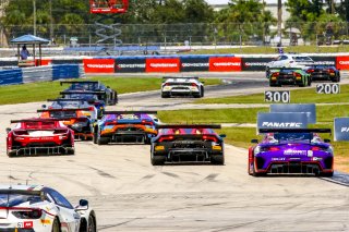 Field, Race 1, SRO America, Sebring International Raceway, Sebring, FL, September 2021. | Dave Green/SRO              