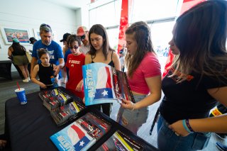 Austin, Autograph Session at SRO America, COTA, May 2023., TX
 | Fabian Lagunas / SRO