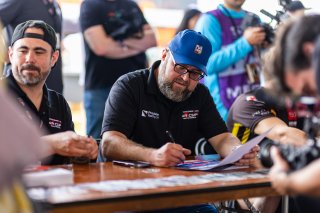 Autograph session at GT World Challenge America Powered by AWS, SRO America, Circuit of the Americas, Austin, TX, April 25-27, 2025.
 | Fabian Lagunas | www.lagunasphotography.com | For SRO Motorsports Group 2025
