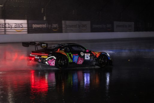 #32 Porsche 911 GT3 R (992) of Kyle Washington / Tom Sargent / Klaus Bachler, GMG Racing, Indy 8H, IGTC, Pro-Am, SRO America, Indianapolis Motor Speedway, Indianapolis, IN, Oct 16–19, 2025
 | Fabian Lagunas | www.lagunasphotography.com | For SRO Motorsports Group 2025