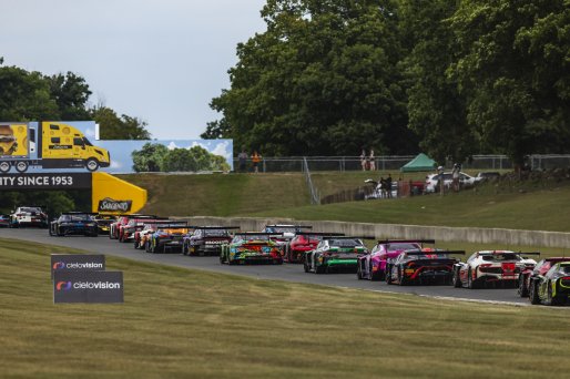 Race Start, #31 Porsche 911 GT3-R (992) EVO of Dave Musial Jr. and Ryan Yardley, Wright Motorsports, GT World Challenge America, Pro-Am, SRO America, Road America, Elkhart Lake, WI, Aug 27 - 30, 2026
 | Fabian Lagunas | www.lagunasphotography.com | 2026