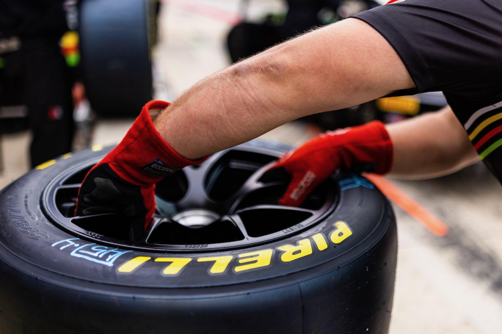 Sustainability Behind Every Pirelli Motorsports Tire