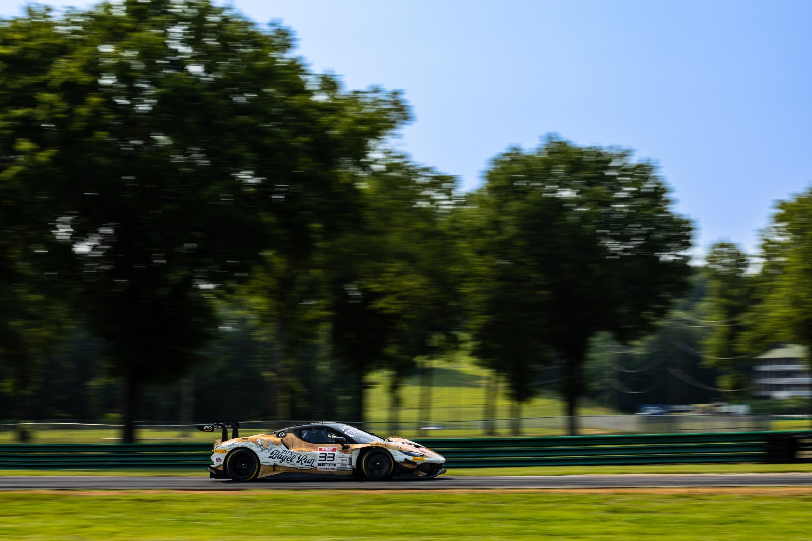 Weather Shortens Final Practice Session at VIR