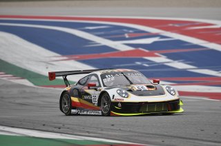 22: Alegra Motorsports, Michael De Quesada, Daniel Morad, Porsche 911 GT3 R (991), Insync Healthcare Solutions, Policaro Motorsports | SRO Motorsports Group