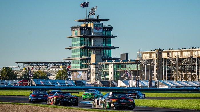 Qualifying: Craft-Bamboo Mercedes leads fastest 15 into Indy Pole Shootout